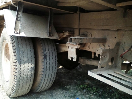 หกล้อ ฮีโน่ FG 210แรง ติดเครน ทานาโด 4ตัน 3ปอก 2ชัก สภาพดีพร้อมใช้ เล่มทะเบียนพร้อมโอน