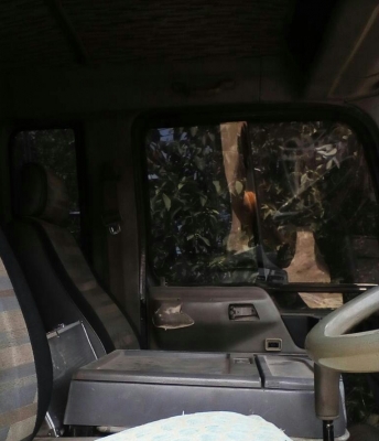 หกล้อ ฮีโน่ FG 210แรง ติดเครน ทานาโด 4ตัน 3ปอก 2ชัก สภาพดีพร้อมใช้ เล่มทะเบียนพร้อมโอน