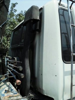 หกล้อ ฮีโน่ FG 210แรง ติดเครน ทานาโด 4ตัน 3ปอก 2ชัก สภาพดีพร้อมใช้ เล่มทะเบียนพร้อมโอน