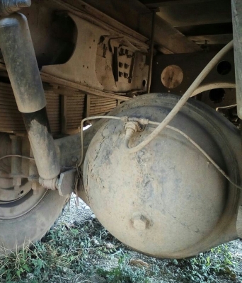 หกล้อ ฮีโน่ FG 210แรง ติดเครน ทานาโด 4ตัน 3ปอก 2ชัก สภาพดีพร้อมใช้ เล่มทะเบียนพร้อมโอน