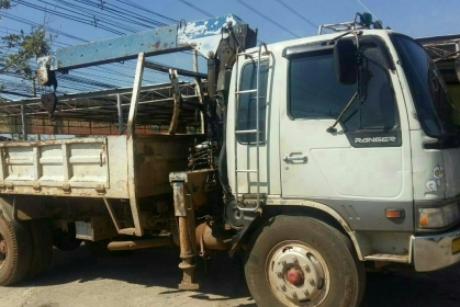 หกล้อ ฮีโน่ FG 210แรง ติดเครน ทานาโด 4ตัน 3ปอก 2ชัก สภาพดีพร้อมใช้ เล่มทะเบียนพร้อมโอน