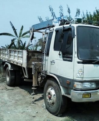 หกล้อ ฮีโน่ FG 210แรง ติดเครน ทานาโด 4ตัน 3ปอก 2ชัก สภาพดีพร้อมใช้ เล่มทะเบียนพร้อมโอน