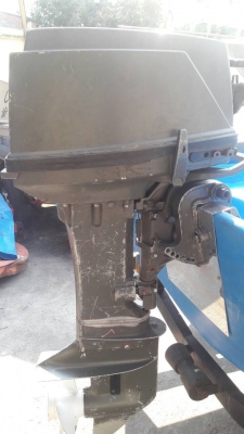 เรือไฟเบอร์ 3 ลอนพร้อมเครื่อง 25 แรง