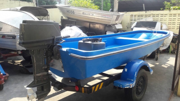 เรือไฟเบอร์ 3 ลอนพร้อมเครื่อง 25 แรง