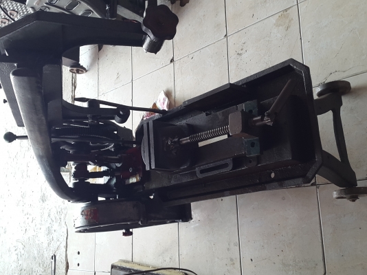 แท่นเลื่อย HERO 16 นิ้ว สภาพสวยๆ ไม่มีมอเตอร์ 6,500