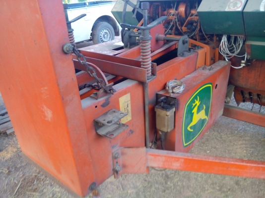 เครื่องอัดฟาง KMT 3690. สภาพสวย.พร้อมใช้งานได้ทันที  088_3970475 พงศกร