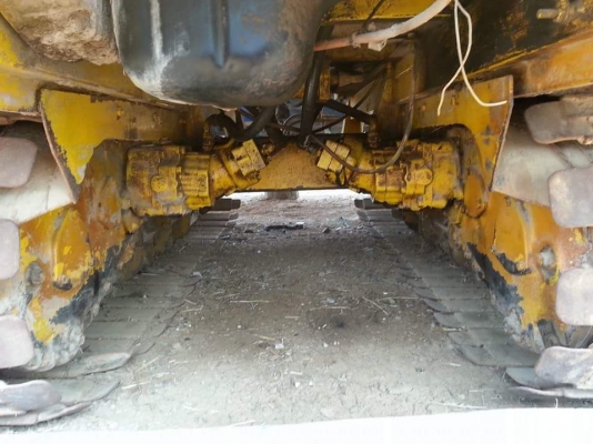 ขายรถเกี่ยวข้าว เกษตรพัฒนา จ้าวช้างไวไฟ ช่วงล่างดี ตัวเดิน12 เครื่อง225แรง อุ้ม2.5ตัน สภาพสวยพร้อมใช้งาน สนใจโทร 090-8588220คุณนะ 093-3258446คุณบิว หรือเข้าดูสินค้าอื่นๆได้ที่ www.truck.in.th/498 หรือเพจFacebook ณรงค์ ซื้อขายรถมือสอง (เว็บไซต์ส่วนตัว) หรื