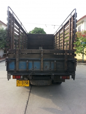 ขายด่วน รถ 6 ล้อ