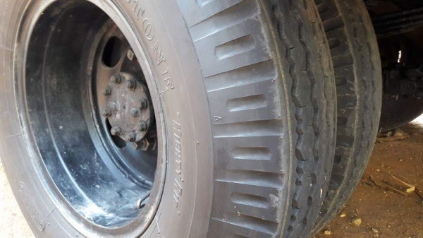 ขาย6ล้อบรรทุก isuzu ks 110แรงม้า กระบะ5เมตร ยกหัวได้พร้อมใช้ ราคาลดได้ โทรมาคุยกัน