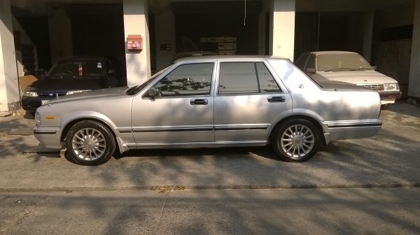 Nissan cedric Y31 สวยๆเดิมบาง