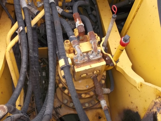 ขาย!! KOMATSU PC200-7 พร้อมใช้งาน