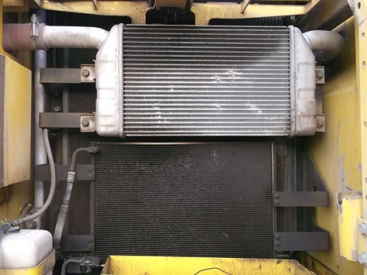 ขาย!! KOMATSU PC200-7 พร้อมใช้งาน