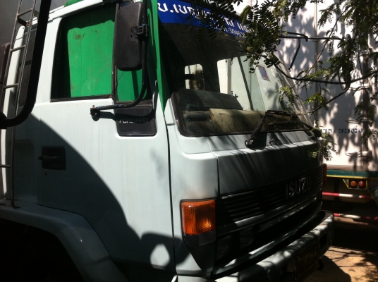 ร็อกกี้ JCR เครื่อง 175 แรง เบรคจีฟฟี่ ตู้ 10 บานไม่มีเสา ยาว 7.20 ม.