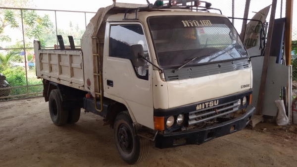 6ล้อ canter กระบะดั๊ม