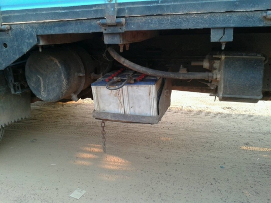 ขายด่วน ISUZU NKR 110 ขาย 285,000 บาท  สีสวยๆ ทั้งคัน เครื่องดี คัดซีส์สวย เอกสารพร้อมโอน