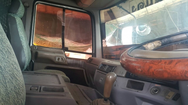 ขายหัวลากHinoโปรเซียP11C320แรง2เพลา