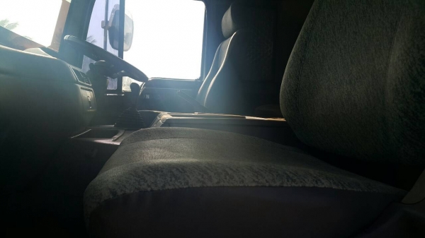 ขายหัวลากHinoโปรเซียP11C320แรง2เพลา