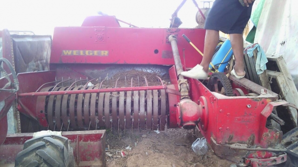 ขายเครื่องอัดฟาง welger สภาพสมบูรณ์ ถูกๆๆทำงานคล่องเร็ว