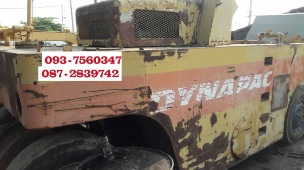 ขายรถบดล้อยาง 9 ล้อ WATANABE