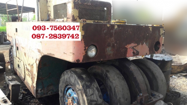 ขายรถบดล้อยาง 9 ล้อ WATANABE