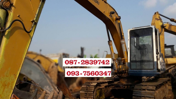 ขายรถแบคโฮ KOMATSU PC100-3