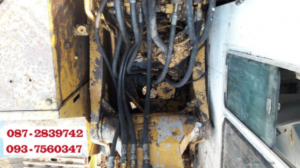 ขายรถแบคโฮ KOMATSU PC100-3