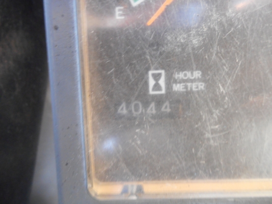 ขาย KOBELCO SK045 สภาพสวยราคาถูก จากญี่ปุ่นแท้100\% ทำงานเพียง 4,044ชม. โทร 081-1463244(เจ๊สุ)