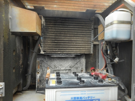 **ขาย** HITACHI EX200-5 สภาพสวยราคาถูก จากญี่ปุ่นแท้100\%  โทร 081-1463244,081-4673611(เจ๊สุ)