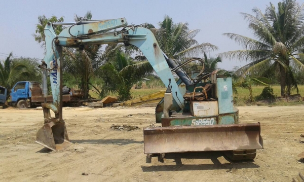 ขายรถขุด ขนาด 5 ตัน ยี่ห้อ HANIX รุ่น S&amp;B 550