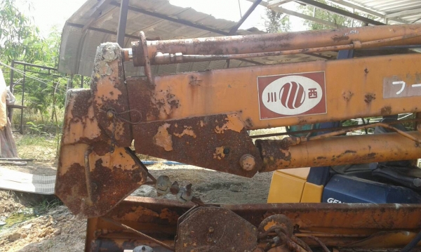 ขายเครนติดหลังรถปิคอัพ 4 ล้อ หรือ 6 ล้อเล็ก  ขนาดน้ำหนักยก 1 ตัน เครน 3 ปลอก 2 ชัก เก่านอก มีตะขอ ราคา 32,000 บาท