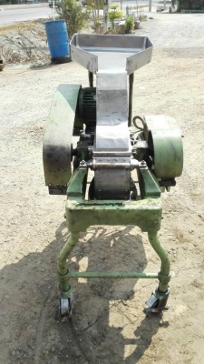 เครื่องบดสับระเอียด HOSOKAWA MICRON JAPAN ห้องบดใบสับเป็นสแตนเลส สภาพใหม่พร้อมใช้งาน.