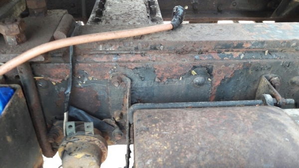 รถบรรทุกน้ำหัวยาว ขนาด 10 ล้อ ขนาด 160 แรงม้า จดทะเบียนปี 2546