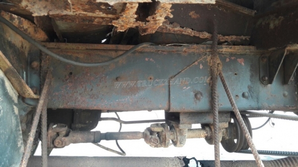 รถบรรทุกน้ำหัวยาว ขนาด 10 ล้อ ขนาด 160 แรงม้า จดทะเบียนปี 2546