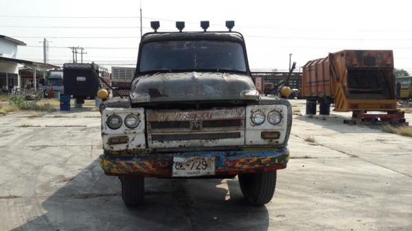 รถบรรทุกน้ำหัวยาว ขนาด 10 ล้อ ขนาด 160 แรงม้า จดทะเบียนปี 2546