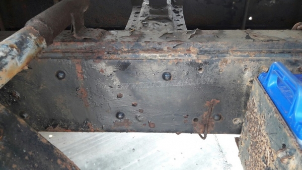 รถบรรทุกน้ำหัวยาว ขนาด 10 ล้อ ขนาด 160 แรงม้า จดทะเบียนปี 2546