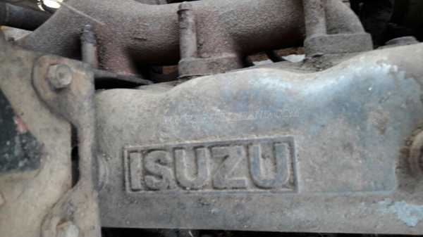 รถบรรทุกน้ำหัวยาว ขนาด 10 ล้อ ขนาด 160 แรงม้า จดทะเบียนปี 2546