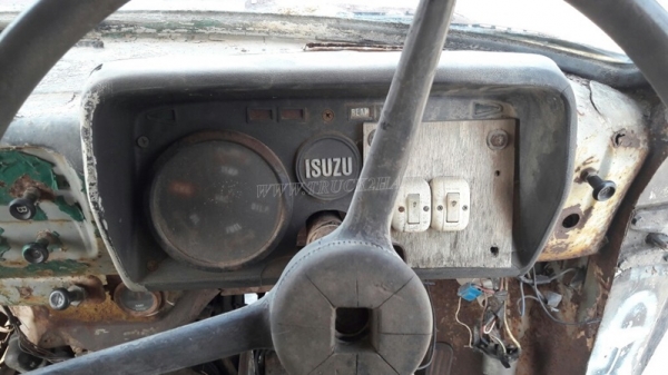 รถบรรทุกน้ำหัวยาว ขนาด 10 ล้อ ขนาด 160 แรงม้า จดทะเบียนปี 2546