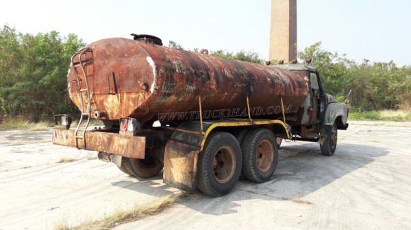 รถบรรทุกน้ำหัวยาว ขนาด 10 ล้อ ขนาด 160 แรงม้า จดทะเบียนปี 2546