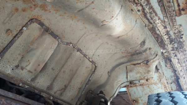 รถบรรทุกน้ำหัวยาว ขนาด 10 ล้อ ขนาด 160 แรงม้า จดทะเบียนปี 2546