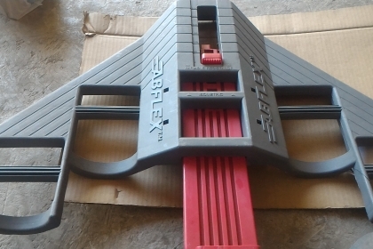 อุปกรณ์กีฬา AB FLEX ช่วยสร้างกล้ามเนื้อหน้าท้องและส่วนแขนให้สวยและแข็งแรง ทำงานโดยการออกแรงต้านกับหน้าท้องดึงเข้าหาตัว