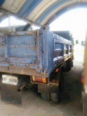 6ล้อดั้ม115แรงม้า  รถห้างแท้  พร้อมใช้งาน เล่มพร้อม