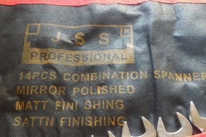 ชุดเครื่องมือประแจรวม (แหวน-ปากตาย) 14ชื้น ยี่ห้อ JSS เหมาะเอาติดรถติดบ้านไว้  ซองบรรจุเป็นช่องๆ