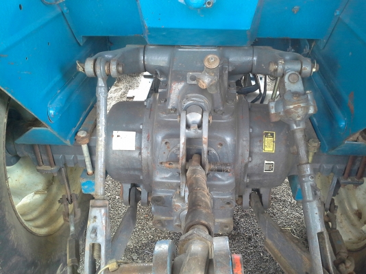 ขาย 6640 นิวฮอแลนดันหน้าหางสามไคเฮงหลีพร้อมเล่มทะเบืยนสภาพสวยพร้อมใช้