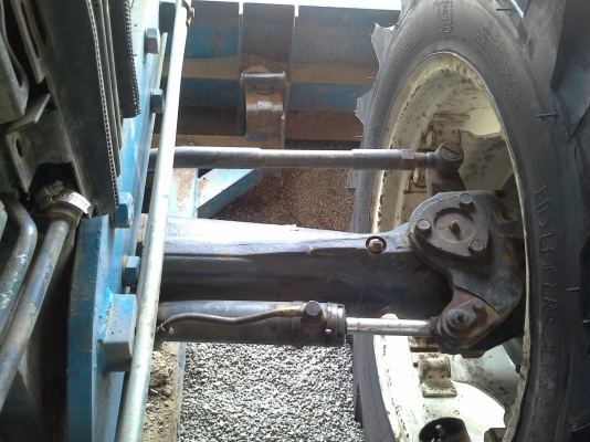 ขาย 6640 นิวฮอแลนดันหน้าหางสามไคเฮงหลีพร้อมเล่มทะเบืยนสภาพสวยพร้อมใช้