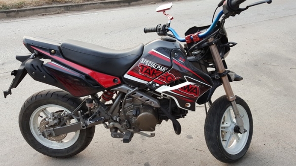 KSR ปี54 เครื่องดีสภาพสวยภาษีเต็ม ราคาต่อรองได้ KSR ปี54 เครื่องดีสภาพสวยภาษีเต็ม ราคาต่อรองได้