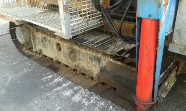 รถขุดเจาะสามารถนำไปดัดแปลงเจาะดินได้หลายแบบ รถเก่านอก ราคา 480,000 บาท