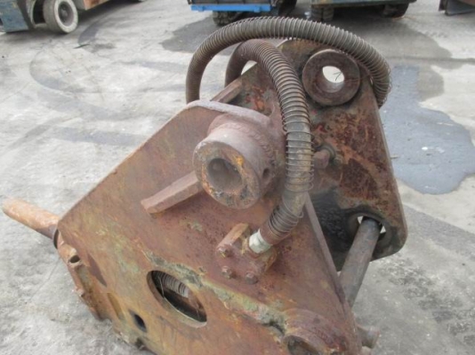 ขายหัวเจาะขนาดรถ 100  120  ยี่ห้อ NPK เบอร์ 7  ราคา 130,000 บาท