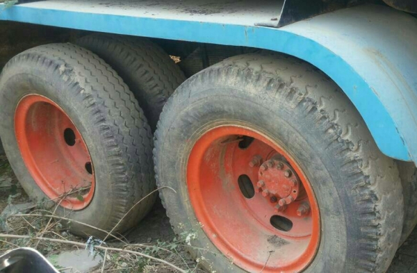 สิบล้อ อีซุซุ หัวยาว เครือง 6BF1-210โบว์ พ.เวอร์ เพาเดียว บรรทุกน้ำ 16,000ลิต ถังน้ำสวยไม่ผุ อุปกรณ์ครบ ภาษีไม่ขาดทะเบียนพร้อมโอน ราคา295,000บ ครับส่งถึงบ้าน