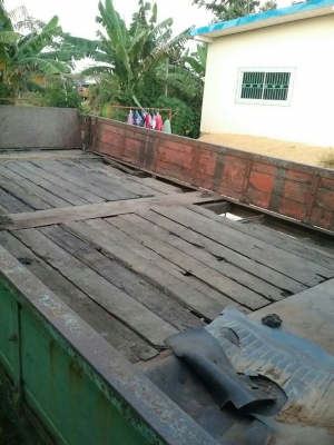 รถอีซูซู 6 ล้อ ( ไม่ดั้ม ) NPR 115 แรงม้า. ปี 37    สนใจติดต่อ  081 - 6079515