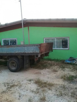 รถอีซูซู 6 ล้อ ( ไม่ดั้ม ) NPR 115 แรงม้า. ปี 37    สนใจติดต่อ  081 - 6079515